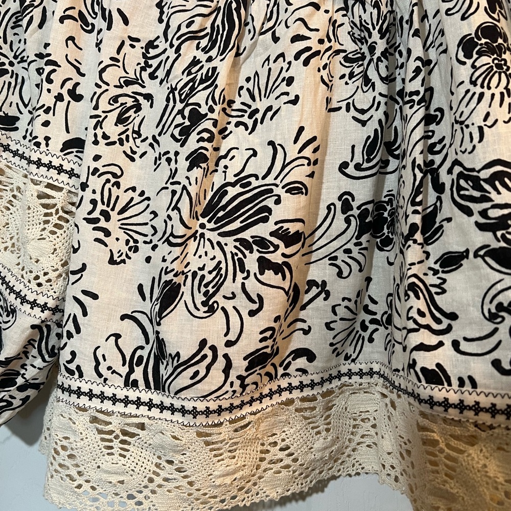 👗Christian Siriano Elegant Black and Cream Lace Blouse size xlarge - Picture 3 of 7